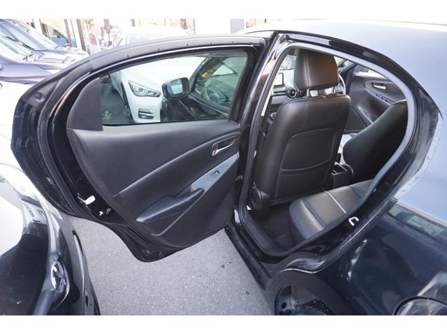 デミオ XDブラックレザーリミテッド 4WD プッシュスタート スマートキー クルーズコントロール 純正16インチアルミホイール シートヒーター パドルシフト オートライトBluetooth接続 フルセグ バックカメラ 2年保証付(33枚目)