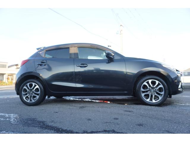 デミオ XDブラックレザーリミテッド 4WD プッシュスタート スマートキー クルーズコントロール 純正16インチアルミホイール シートヒーター パドルシフト オートライトBluetooth接続 フルセグ バックカメラ 2年保証付(52枚目)