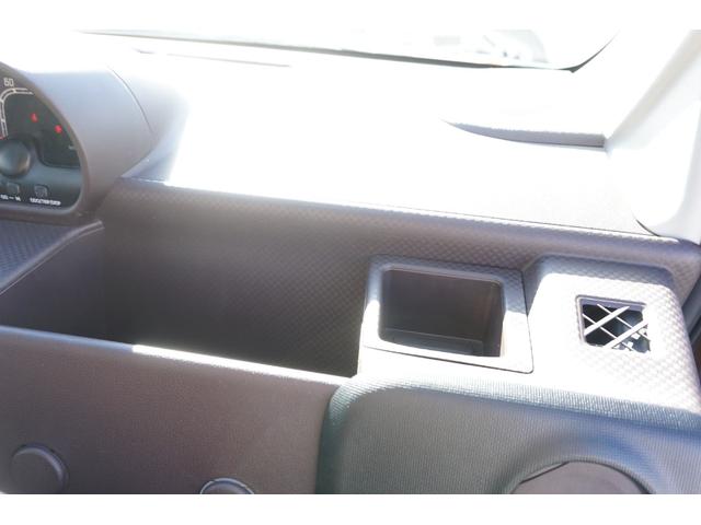 ＡＱＵＡクリーニングにて、気になる汚れ、天井シミ、ヤニなどなど綺麗に洗浄いたします！お値段もとってもリーズナブル！詳しくはホームページをご覧ください！