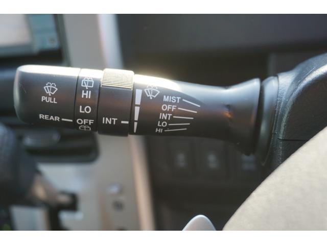 ヴォクシー ＺＳ　煌　４ＷＤ　プッシュスタート　ＥＴＣ　パドルシフト　オートライトＨＩＤヘッドライト　両側電動スライドドア　純正メモリーナビ　フルセグ　Ｂｌｕｅｔｏｏｔｈ接続　バックカメラ　２年保証付（10枚目）