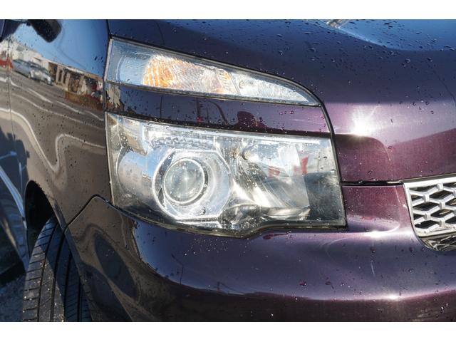ヴォクシー ＺＳ　煌　４ＷＤ　プッシュスタート　ＥＴＣ　パドルシフト　オートライトＨＩＤヘッドライト　両側電動スライドドア　純正メモリーナビ　フルセグ　Ｂｌｕｅｔｏｏｔｈ接続　バックカメラ　２年保証付（51枚目）