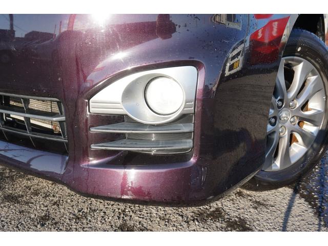 ヴォクシー ＺＳ　煌　４ＷＤ　プッシュスタート　ＥＴＣ　パドルシフト　オートライトＨＩＤヘッドライト　両側電動スライドドア　純正メモリーナビ　フルセグ　Ｂｌｕｅｔｏｏｔｈ接続　バックカメラ　２年保証付（53枚目）