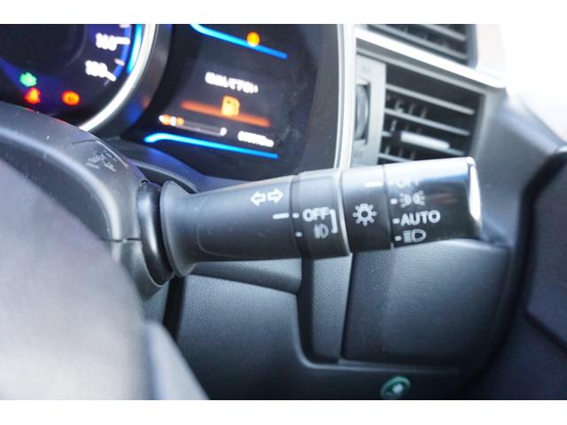 フィットハイブリッド Ｌパッケージ　４ＷＤ　ナビ　フルセグＴＶ　バックモニター　プッツシュスタート　クルーズコントロール　オートライト　ＥＴＣ　電動格納ミラー　ＬＥＤヘッドライト　２年保証付（15枚目）