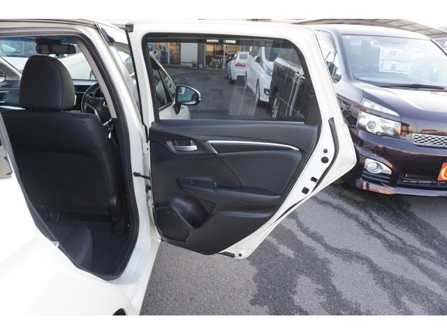 フィットハイブリッド Ｌパッケージ　４ＷＤ　ナビ　フルセグＴＶ　バックモニター　プッツシュスタート　クルーズコントロール　オートライト　ＥＴＣ　電動格納ミラー　ＬＥＤヘッドライト　２年保証付（46枚目）