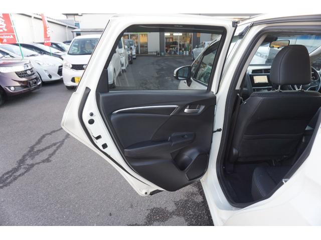 フィットハイブリッド Ｌパッケージ　４ＷＤ　ナビ　フルセグＴＶ　バックモニター　プッツシュスタート　クルーズコントロール　オートライト　ＥＴＣ　電動格納ミラー　ＬＥＤヘッドライト　２年保証付（50枚目）