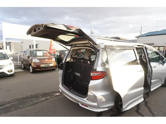 オデッセイ アブソルート　プッシュスタート　スマートキー　インターナビ　フルセグ　Ｂｌｕｅｔｏｏｔｈ接続　ＤＶＤ　バックカメラ　フリップダウンモニター　クルーズコントロール　ハーフレザーシート　両側電動スライドドア　２年保証付（43枚目）