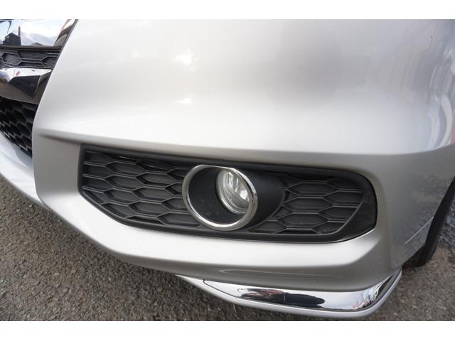 オデッセイ アブソルート　プッシュスタート　スマートキー　インターナビ　フルセグ　Ｂｌｕｅｔｏｏｔｈ接続　ＤＶＤ　バックカメラ　フリップダウンモニター　クルーズコントロール　ハーフレザーシート　両側電動スライドドア　２年保証付（54枚目）