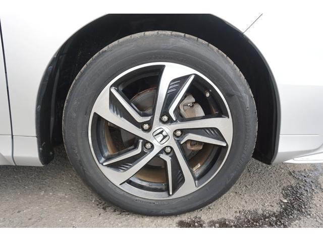 オデッセイ アブソルート　プッシュスタート　スマートキー　インターナビ　フルセグ　Ｂｌｕｅｔｏｏｔｈ接続　ＤＶＤ　バックカメラ　フリップダウンモニター　クルーズコントロール　ハーフレザーシート　両側電動スライドドア　２年保証付（57枚目）