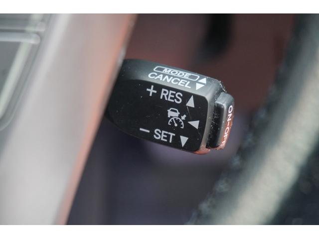 プリウス Ｇ　プッシュスタート　スマートキー　クルーズコントロール　パワーシート　ハーフレザーシート　オートライト　純正メモリーナビ　Ｂｌｕｅｔｏｏｔｈ接続　ワンセグ　バックカメラ　２年保証付（11枚目）