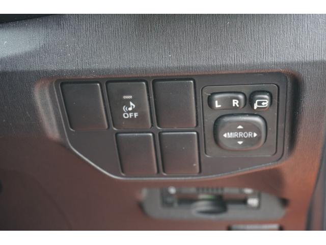 プリウス Ｇ　プッシュスタート　スマートキー　クルーズコントロール　パワーシート　ハーフレザーシート　オートライト　純正メモリーナビ　Ｂｌｕｅｔｏｏｔｈ接続　ワンセグ　バックカメラ　２年保証付（14枚目）