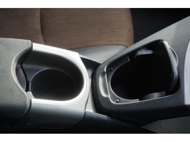 プリウス Ｇ　プッシュスタート　スマートキー　クルーズコントロール　パワーシート　ハーフレザーシート　オートライト　純正メモリーナビ　Ｂｌｕｅｔｏｏｔｈ接続　ワンセグ　バックカメラ　２年保証付（23枚目）