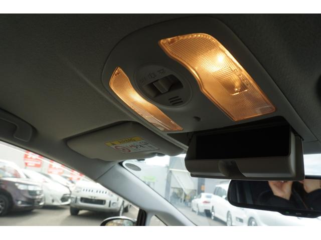 プリウス Ｇ　プッシュスタート　スマートキー　クルーズコントロール　パワーシート　ハーフレザーシート　オートライト　純正メモリーナビ　Ｂｌｕｅｔｏｏｔｈ接続　ワンセグ　バックカメラ　２年保証付（25枚目）