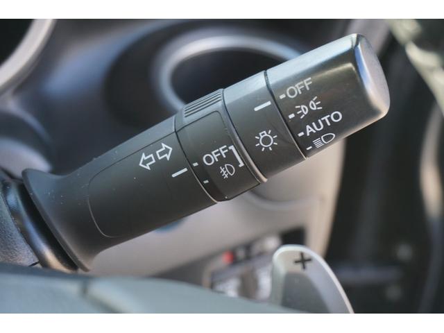 N-BOXカスタム G・ターボLパッケージ プッシュスタート スマートキー ETC クルーズコントロール ハーフレザーシート HIDヘッドライト オートライト 純正メモリーナビ ワンセグ DVD Bluetooth接続 バックカメラ 2年保証付(10枚目)