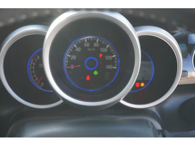 N-BOXカスタム G・ターボLパッケージ プッシュスタート スマートキー ETC クルーズコントロール ハーフレザーシート HIDヘッドライト オートライト 純正メモリーナビ ワンセグ DVD Bluetooth接続 バックカメラ 2年保証付(12枚目)