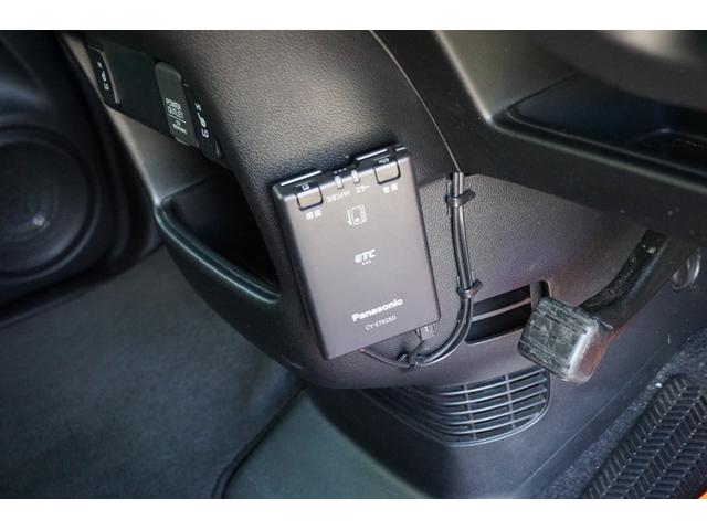 N-BOXカスタム G・ターボLパッケージ プッシュスタート スマートキー ETC クルーズコントロール ハーフレザーシート HIDヘッドライト オートライト 純正メモリーナビ ワンセグ DVD Bluetooth接続 バックカメラ 2年保証付(20枚目)