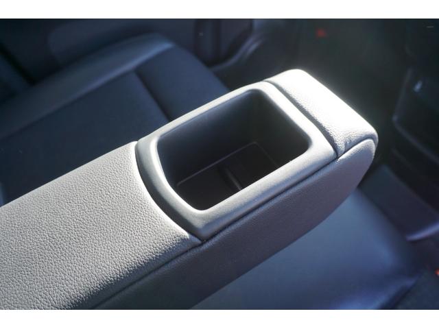 N-BOXカスタム G・ターボLパッケージ プッシュスタート スマートキー ETC クルーズコントロール ハーフレザーシート HIDヘッドライト オートライト 純正メモリーナビ ワンセグ DVD Bluetooth接続 バックカメラ 2年保証付(23枚目)