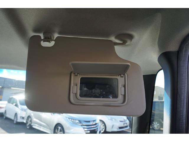 N-BOXカスタム G・ターボLパッケージ プッシュスタート スマートキー ETC クルーズコントロール ハーフレザーシート HIDヘッドライト オートライト 純正メモリーナビ ワンセグ DVD Bluetooth接続 バックカメラ 2年保証付(25枚目)