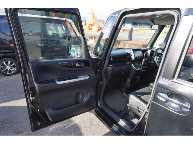 N-BOXカスタム G・ターボLパッケージ プッシュスタート スマートキー ETC クルーズコントロール ハーフレザーシート HIDヘッドライト オートライト 純正メモリーナビ ワンセグ DVD Bluetooth接続 バックカメラ 2年保証付(26枚目)