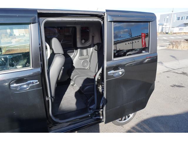 N-BOXカスタム G・ターボLパッケージ プッシュスタート スマートキー ETC クルーズコントロール ハーフレザーシート HIDヘッドライト オートライト 純正メモリーナビ ワンセグ DVD Bluetooth接続 バックカメラ 2年保証付(35枚目)