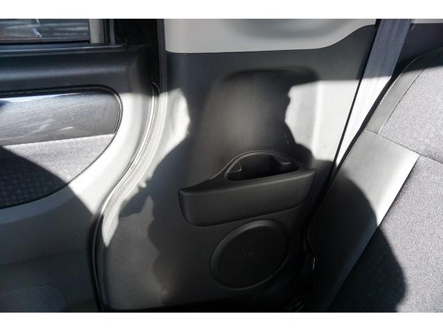 N-BOXカスタム G・ターボLパッケージ プッシュスタート スマートキー ETC クルーズコントロール ハーフレザーシート HIDヘッドライト オートライト 純正メモリーナビ ワンセグ DVD Bluetooth接続 バックカメラ 2年保証付(37枚目)