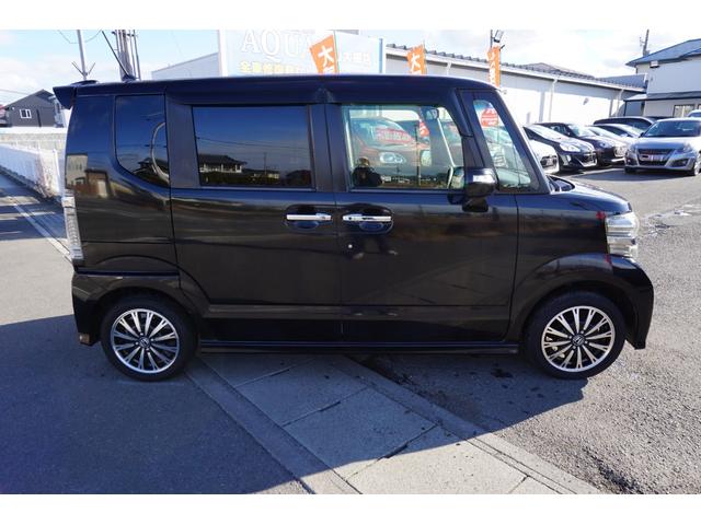 N-BOXカスタム G・ターボLパッケージ プッシュスタート スマートキー ETC クルーズコントロール ハーフレザーシート HIDヘッドライト オートライト 純正メモリーナビ ワンセグ DVD Bluetooth接続 バックカメラ 2年保証付(55枚目)