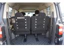 Ｇ　パワーパッケージ　４ＷＤ　両側電動スライドドア　３列シート　バックカメラ　オートライト　純正アルミホイール　２年保証付（20枚目）