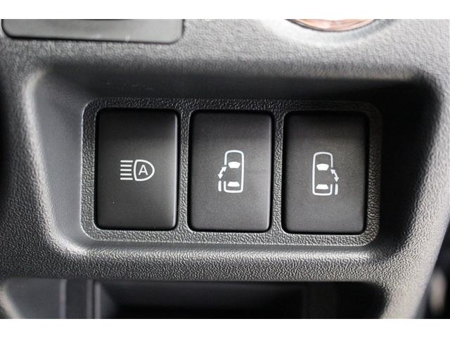 ハイエースバン スーパーＧＬ　ダークプライム　４ＷＤ　衝突被害軽減システム　両側電動スライド　ＬＥＤヘッドランプ　ワンオーナー　ディーゼル（8枚目）