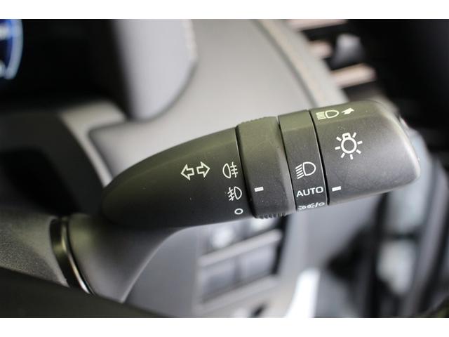 アルファード Ｚ　サンルーフ　４ＷＤ　ミュージックプレイヤー接続可　バックカメラ　衝突被害軽減システム　ＥＴＣ　両側電動スライド　ＬＥＤヘッドランプ　乗車定員７人　ワンオーナー（11枚目）