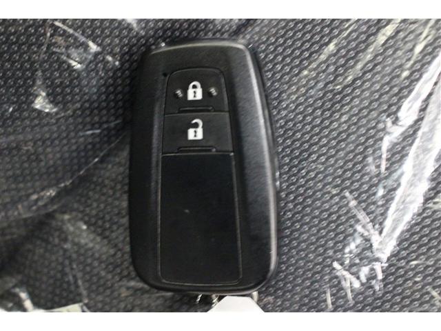 カローラツーリング ハイブリッド　Ｓ　ミュージックプレイヤー接続可　バックカメラ　衝突被害軽減システム　ＥＴＣ　ＬＥＤヘッドランプ　ワンオーナー（6枚目）