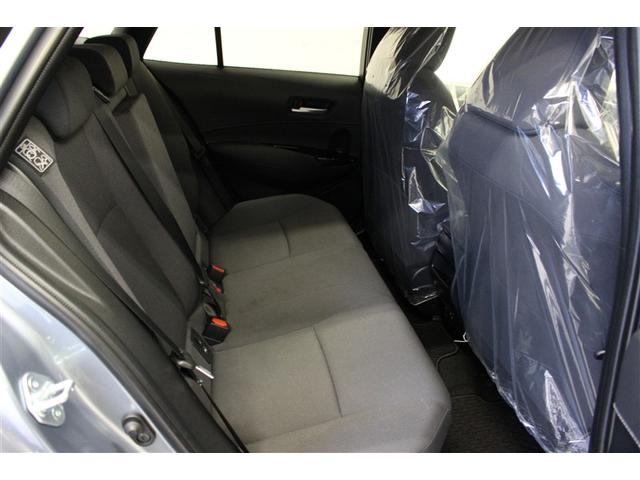 カローラツーリング ハイブリッド　Ｓ　ミュージックプレイヤー接続可　バックカメラ　衝突被害軽減システム　ＥＴＣ　ＬＥＤヘッドランプ　ワンオーナー（19枚目）