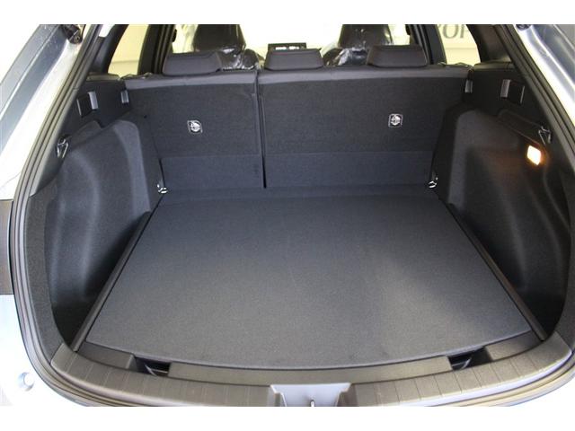 カローラツーリング ハイブリッド　Ｓ　ミュージックプレイヤー接続可　バックカメラ　衝突被害軽減システム　ＥＴＣ　ＬＥＤヘッドランプ　ワンオーナー（22枚目）