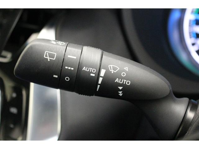 ハリアーハイブリッド Ｚ　サンルーフ　４ＷＤ　ミュージックプレイヤー接続可　バックカメラ　衝突被害軽減システム　ＥＴＣ　ＬＥＤヘッドランプ　ワンオーナー（10枚目）