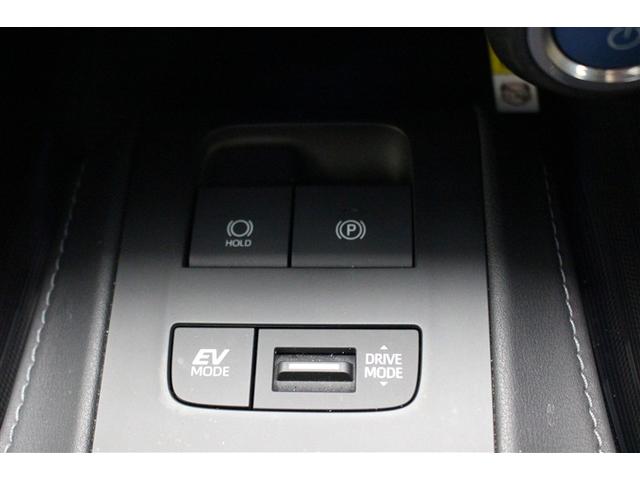 ハリアーハイブリッド Ｚ　サンルーフ　４ＷＤ　ミュージックプレイヤー接続可　バックカメラ　衝突被害軽減システム　ＥＴＣ　ＬＥＤヘッドランプ　ワンオーナー（18枚目）