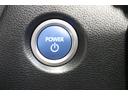 カローラツーリング ハイブリッド　Ｓ　ミュージックプレイヤー接続可　バックカメラ　衝突被害軽減システム　ＥＴＣ　ＬＥＤヘッドランプ　ワンオーナー（7枚目）