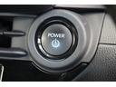 クラウンクロスオーバー Ｇアドバンスド・レザーパッケージ　革シート　４ＷＤ　ミュージックプレイヤー接続可　バックカメラ　衝突被害軽減システム　ＥＴＣ　ＬＥＤヘッドランプ　ワンオーナー（7枚目）