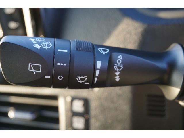 ハイブリッドGi クルーズコントロール 両側電動スライドドア Bluetooth接続 レザーシート LEDヘッドランプ スマートキー アイドリングストップ シートヒーター 3列シート 盗難防止システム 3年保証付(21枚目)