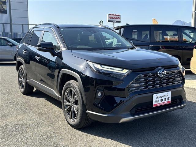 ＲＡＶ４ ハイブリッドＧ　４ＷＤ　寒冷地　衝突被害軽減システム　バックカメラ　フルセグ　ＬＥＤヘッドランプ　アルミホイール　スマートキー　オートクルーズコントロール　ＥＴＣ　盗難防止装置　電動シート　キーレス　横滑り防止機能（4枚目）