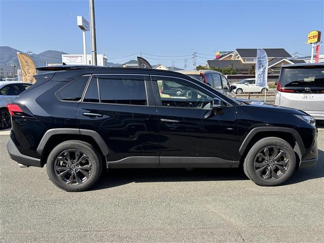 ＲＡＶ４ ハイブリッドＧ　４ＷＤ　寒冷地　衝突被害軽減システム　バックカメラ　フルセグ　ＬＥＤヘッドランプ　アルミホイール　スマートキー　オートクルーズコントロール　ＥＴＣ　盗難防止装置　電動シート　キーレス　横滑り防止機能（5枚目）