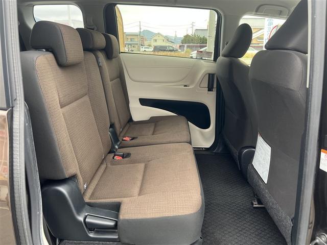 シエンタ Ｇ　メモリーナビ　バックカメラ　両側電動スライド　ワンセグ　ＬＥＤヘッドランプ　アルミホイール　スマートキー　ＥＴＣ　盗難防止装置　キーレス　横滑り防止機能　乗車定員７人（18枚目）