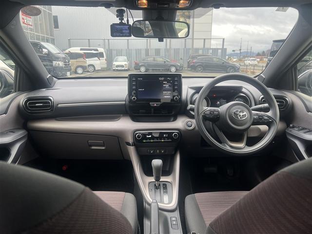 インパネ回り　各種スイッチ等は使いやすい位置に配置されています！