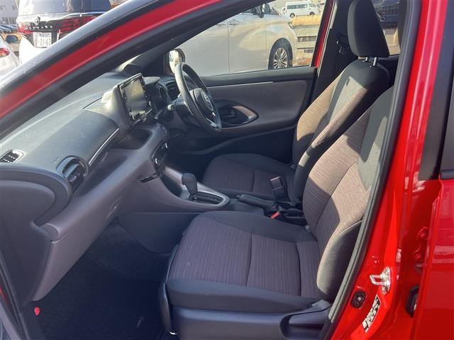 ヤリス ハイブリッドＧ　４ＷＤ　寒冷地　衝突被害軽減システム　メモリーナビ　バックカメラ　ＬＥＤヘッドランプ　スマートキー　オートクルーズコントロール　ＥＴＣ　盗難防止装置　キーレス　横滑り防止機能　ハイブリッド（14枚目）