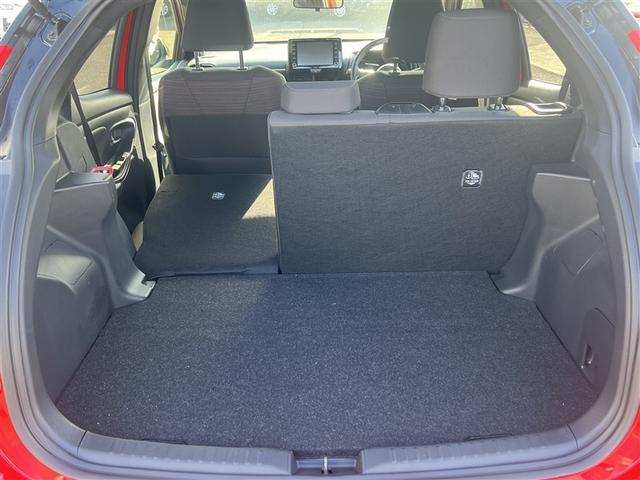 ヤリス ハイブリッドＧ　４ＷＤ　寒冷地　衝突被害軽減システム　メモリーナビ　バックカメラ　ＬＥＤヘッドランプ　スマートキー　オートクルーズコントロール　ＥＴＣ　盗難防止装置　キーレス　横滑り防止機能　ハイブリッド（18枚目）