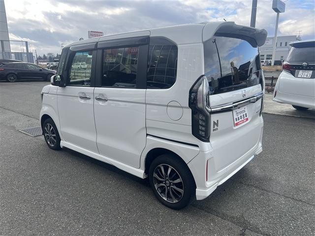 Ｎ－ＢＯＸカスタム Ｌ　４ＷＤ　衝突被害軽減システム　メモリーナビ　バックカメラ　両側電動スライド　ワンセグ　ＬＥＤヘッドランプ　アルミホイール　スマートキー　オートクルーズコントロール　ＥＴＣ　盗難防止装置　キーレス（5枚目）