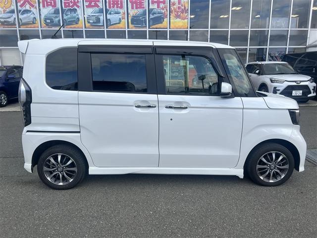 Ｎ－ＢＯＸカスタム Ｌ　４ＷＤ　衝突被害軽減システム　メモリーナビ　バックカメラ　両側電動スライド　ワンセグ　ＬＥＤヘッドランプ　アルミホイール　スマートキー　オートクルーズコントロール　ＥＴＣ　盗難防止装置　キーレス（8枚目）