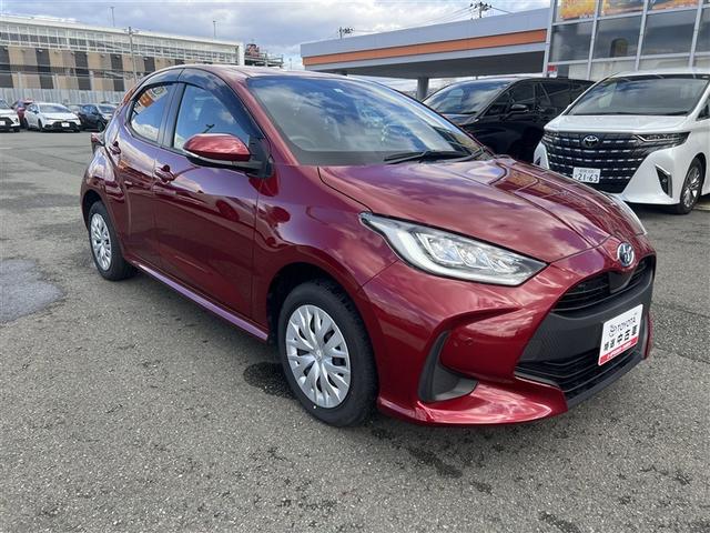 ヤリス ハイブリッドＧ　４ＷＤ　寒冷地　衝突被害軽減システム　バックカメラ　ＬＥＤヘッドランプ　スマートキー　オートクルーズコントロール　ＥＴＣ　盗難防止装置　キーレス　横滑り防止機能　ハイブリッド（9枚目）