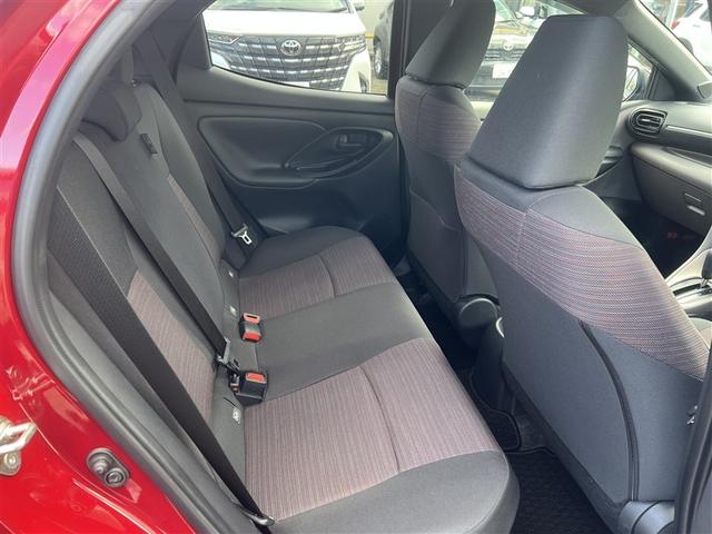 ヤリス ハイブリッドＧ　４ＷＤ　寒冷地　衝突被害軽減システム　バックカメラ　ＬＥＤヘッドランプ　スマートキー　オートクルーズコントロール　ＥＴＣ　盗難防止装置　キーレス　横滑り防止機能　ハイブリッド（15枚目）