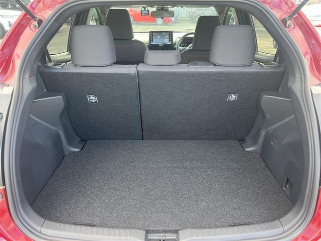 ヤリス ハイブリッドＧ　４ＷＤ　寒冷地　衝突被害軽減システム　バックカメラ　ＬＥＤヘッドランプ　スマートキー　オートクルーズコントロール　ＥＴＣ　盗難防止装置　キーレス　横滑り防止機能　ハイブリッド（17枚目）