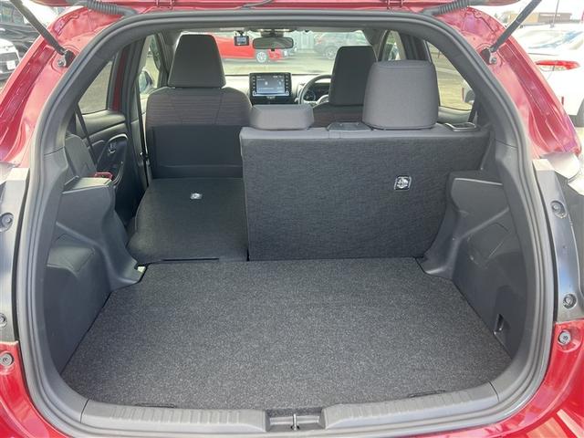 ヤリス ハイブリッドＧ　４ＷＤ　寒冷地　衝突被害軽減システム　バックカメラ　ＬＥＤヘッドランプ　スマートキー　オートクルーズコントロール　ＥＴＣ　盗難防止装置　キーレス　横滑り防止機能　ハイブリッド（18枚目）