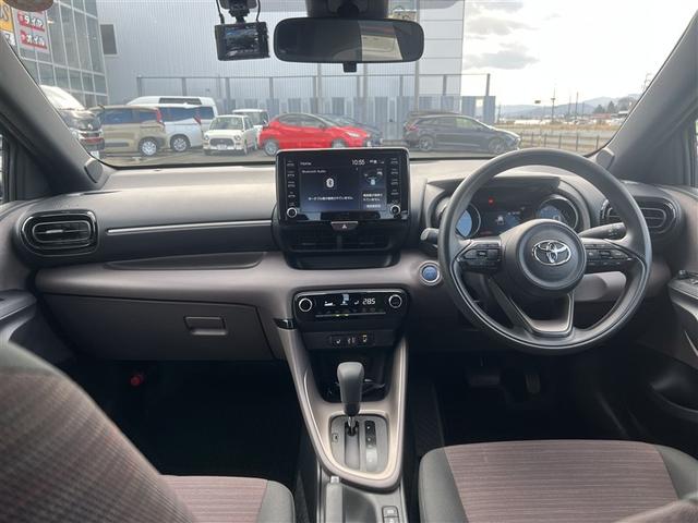 ヤリス ハイブリッドＧ　４ＷＤ　寒冷地　衝突被害軽減システム　バックカメラ　ＬＥＤヘッドランプ　スマートキー　オートクルーズコントロール　ＥＴＣ　盗難防止装置　キーレス　横滑り防止機能　ハイブリッド（22枚目）