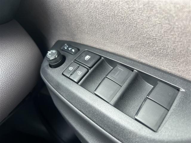 ヤリス ハイブリッドＧ　４ＷＤ　寒冷地　衝突被害軽減システム　バックカメラ　ＬＥＤヘッドランプ　スマートキー　オートクルーズコントロール　ＥＴＣ　盗難防止装置　キーレス　横滑り防止機能　ハイブリッド（29枚目）